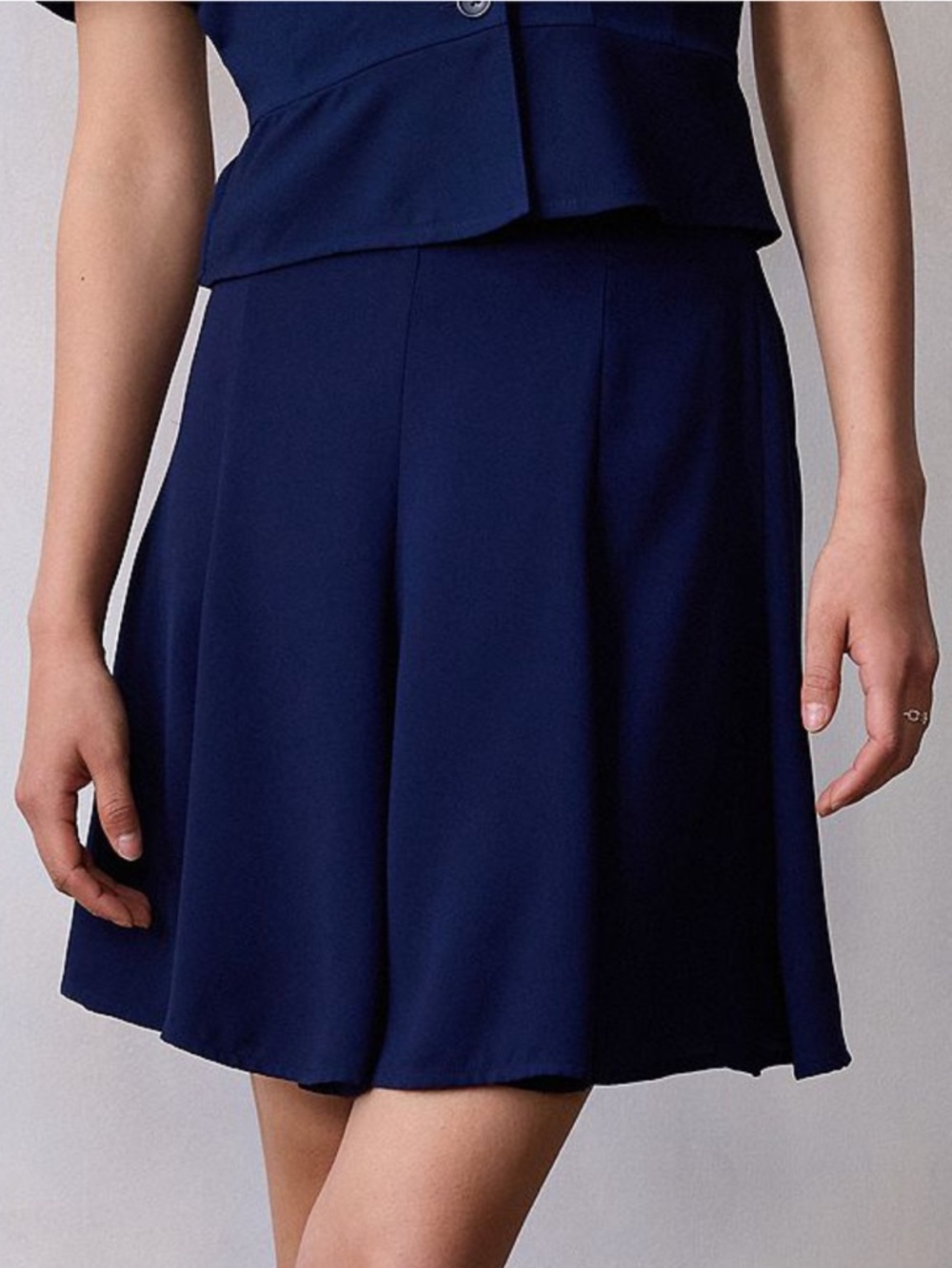 NWT LC Lauren Conrad Seattle navy paneled mini skirt size XL